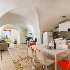 moro-50-loft-in-trastevere.it-romehotels.com/